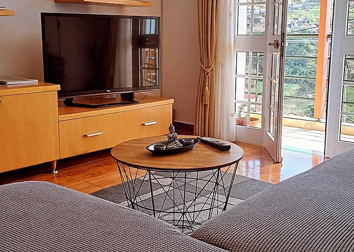 Authentic Rural Retreat With Fields & Ocean Views - Orchid House Arco Da