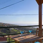 Authentic Rural Retreat With Fields & Ocean Views - Orchid House Arco Da 度假居