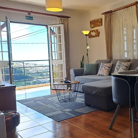 Authentic Rural Retreat With Green Fields & Ocean Views - Orchid House Arco Da Calheta *