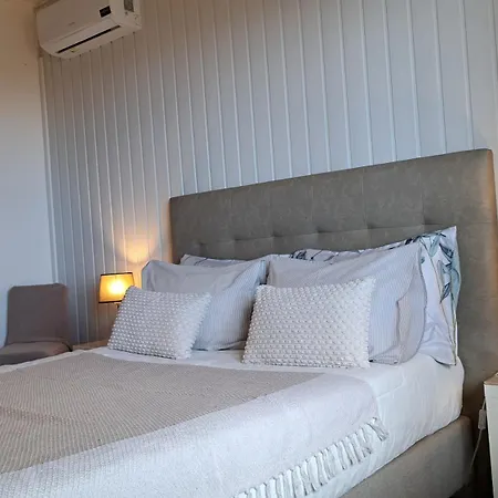 Authentic Rural Retreat With Green Fields & Ocean Views - Orchid House Arco Da Calheta Calheta (Madeira)