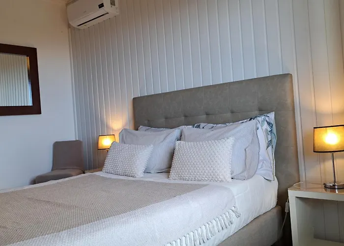 Authentic Rural Retreat With Fields & Ocean Views - Orchid House Arco Da كالهيتا